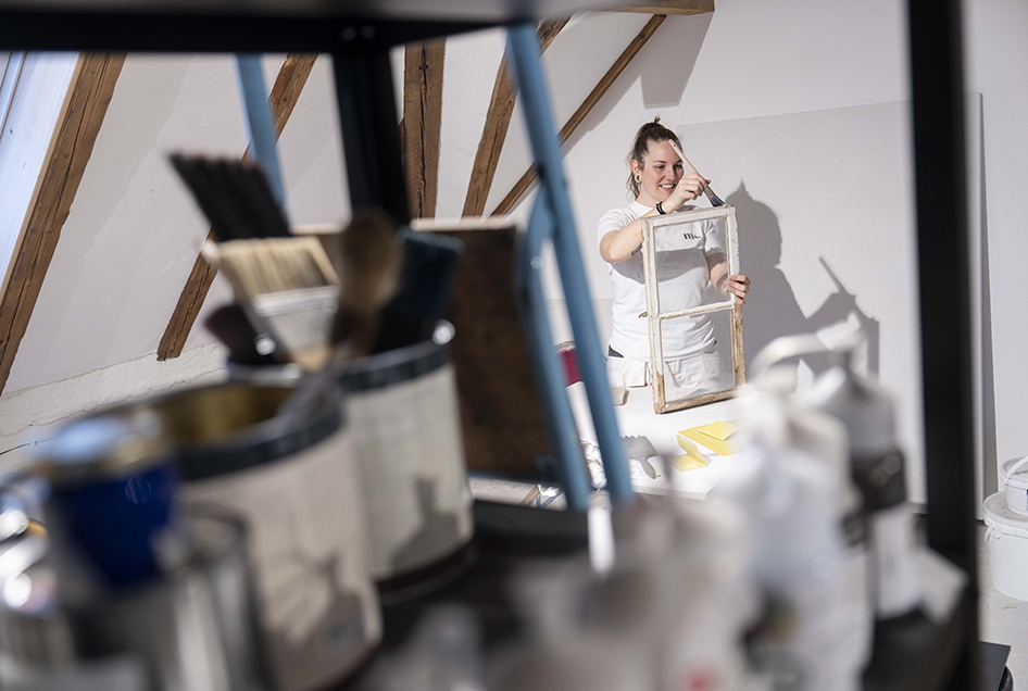 https://malerhandwerkkeller.ch/wp-content/uploads/2026/03/MHK_atelier_mk_07.jpg